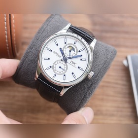Новинка： IWC (дизайн «Звездная секунда») Тип： Элитные мужские час