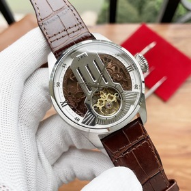 «Гигант» выходит на арену · IWC Schaffhausen · Серия Large Pilots
