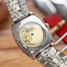 Iwc — это высококачественные мужские часы с классическим дизайном