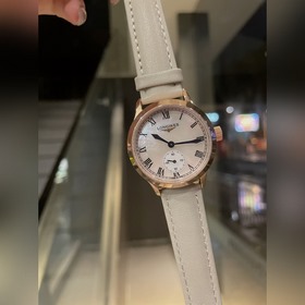 LONGINES. Новейшие женские часы с оригинальным импортным кварцевы
