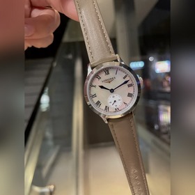LONGINES. Новейшие женские часы с оригинальным импортным кварцевы