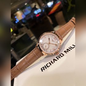 LONGINES. Новейшие женские часы с оригинальным импортным кварцевы