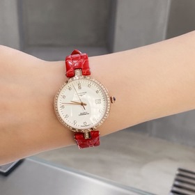 Часы Longines Master Collection были созданы в 1949 году. Их тонк