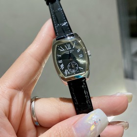 Серия Longines Heritage L2.155.4.71.5. Классический корпус из нер