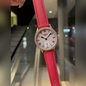 LONGINES. Новейшие женские часы с оригинальным импортным кварцевы