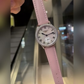 LONGINES. Новейшие женские часы с оригинальным импортным кварцевы
