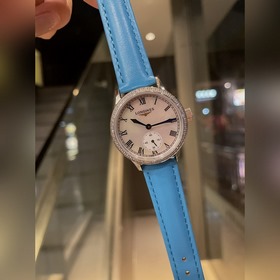 LONGINES. Новейшие женские часы с оригинальным импортным кварцевы