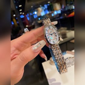 Longines — новая серия часов Symphonette с импортным кварцевым ме