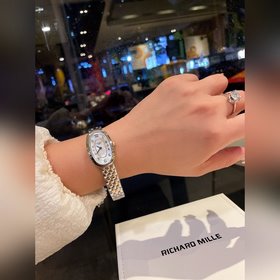 Longines — новая серия часов Symphonette с импортным кварцевым ме