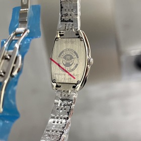 Новый ромбовидный циферблат цвета «ледяной голубой Серия Longines