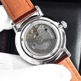 Longines Механизм Оснащен новым оригинальным механическим механиз
