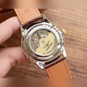 Longines представляет новую популярную модель 1. Может быть оснащ