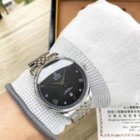 Longines — это высококачественные мужские часы с классическим диз