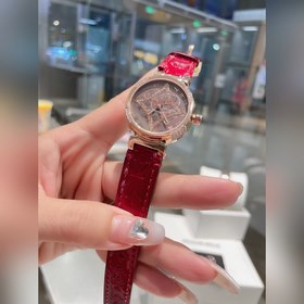 LV Louis Vuitton пользуется особой популярностью среди женщин. Ко