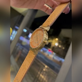 LV представляет свое новое творение, LV — TAMBOUR SLIM, полная се