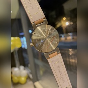LV представляет свое новое творение, LV — TAMBOUR SLIM, полная се