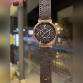LV представляет свое новое творение, LV — TAMBOUR SLIM, полная се