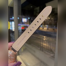 LV представляет свое новое творение, LV — TAMBOUR SLIM, полная се
