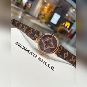 LV Louis Vuitton пользуется особой популярностью среди женщин. Ко