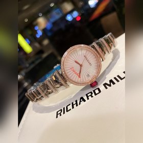 Новейшая модель из серии LVCEA от Bulgari уже в продаже. Ее особе