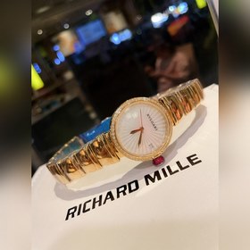 Новейшая модель из серии LVCEA от Bulgari уже в продаже. Ее особе