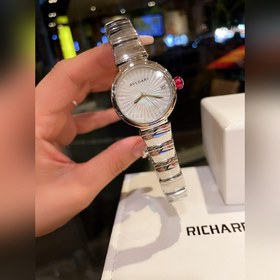 Новейшая модель из серии LVCEA от Bulgari уже в продаже. Ее особе