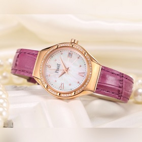 Элегантные и роскошные женские часы Piaget. Эта модель воплощает 