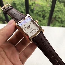 Piaget (популярная модель в форме винного бочонка) Тип： Элитные м