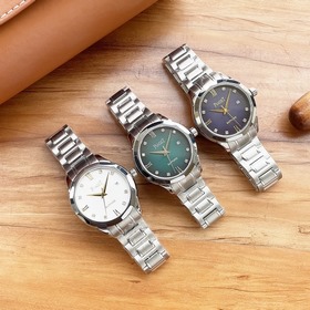 PIAGET - Серия ALTIPLANO Тип： Мужские часы Корпус： нержавеющая ст