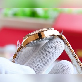 Бренд： Rolex &nbsp; Модель： Новая женская механическая часы М