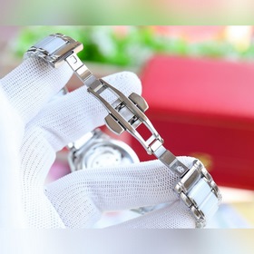 Бренд： Rolex &nbsp; Модель： Новая женская механическая часы М
