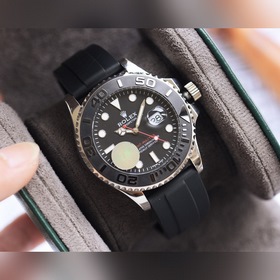 F-фабрика представила версию V4 YM. Фабрика F возвращается с ново