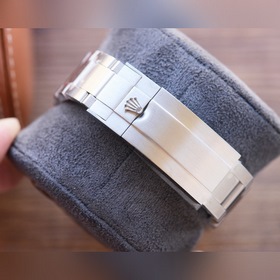 Rolex Серия «Водолаз» — механические наручные часы для мужчин И