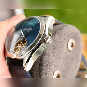 Vacheron Constantin представляет часы «Flying Tourbillon Zodiac» 