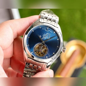 Vacheron Constantin представляет часы «Flying Tourbillon Zodiac» 