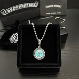 Chrome Hearts ожерелье, популярное среди интернет-пользователей.