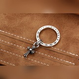 Chrome Hearts кольцо с крестом.