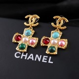 Новые серьги Chanel. Каждая деталь выполнена с высочайшим качеством. Этот дизайн