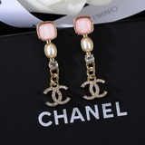 Новые цветные серьги Chanel. Каждая деталь выполнена с высокой точностью. Этот д