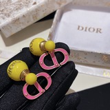 DIOR Весенняя коллекция Tribales. Разноцветные желтые жемчужины разного размера 