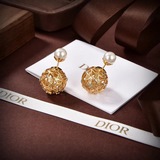 Новые серьги-гвоздики DIOR с ажурным дизайном; качество, соответствующее фирменн