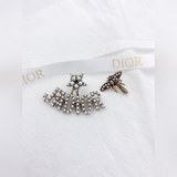 Dior Новые асимметричные серьги-гвоздики JADIOR с пчелками  zp из того же матери