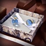 Новые серьги Dior CD с буквами из жемчуга, представленные в магазинах. Невероятн
