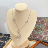 Полный комплект упаковки для витрины. Ожерелье Dior с буквами и звездами. Очень 