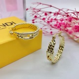 Серьги FENDI. FENDI — известный итальянский бренд роскошных товаров. Всегда в ав