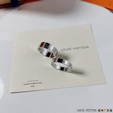 Новые кольца You And Me от Donkey Home состоят из колец разной ширины, одно из к