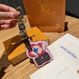 В комплекте с полным набором высококачественной упаковки： коробка + сертификат +