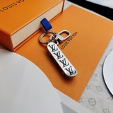 Ожерелье LV SKATEBOARD Вирджил Абло интерпретирует уличный стиль с помощью совре