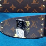 Кольцо Signature Tab из новой коллекции, вдохновленной военной символикой, с ярк