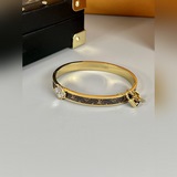 Браслет LV с четырехлистным узором из старой кожи, распакованный, украшение, отл